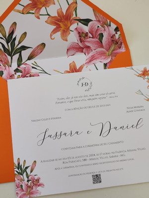 Convite casamento com envelope forrado laranja
