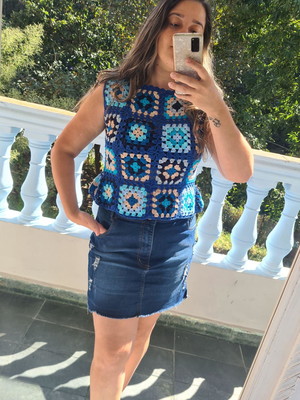 Blusa colorido crochê square