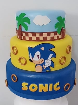 Bolo fake sonic 3 andares