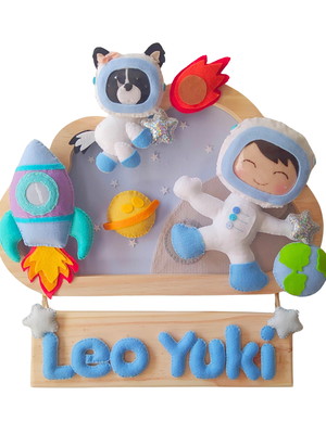Enfeite quadrinho porta de maternidade - astronauta