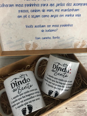 Caixa convite para padrinhos com par de canecas