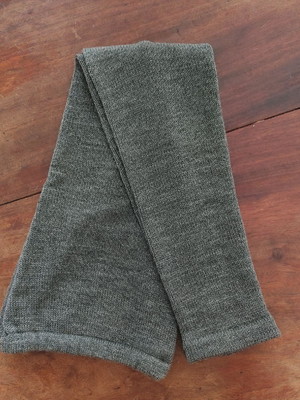 Calça de lã infantil tamanho 4 !!