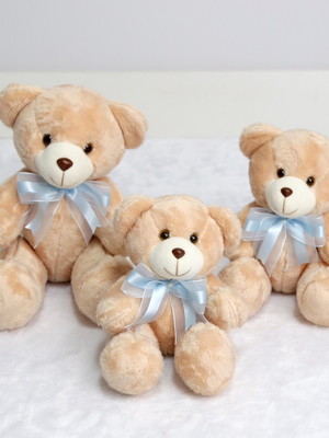 Trio de urso de pelúcia com laço para nicho decoração