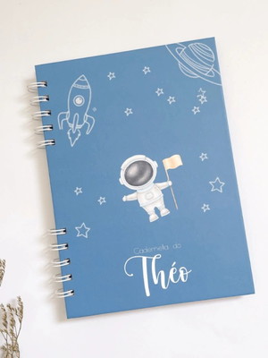 Caderneta de vacinação personalizada | astronauta