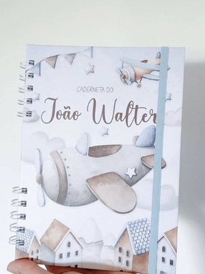 Caderneta de vacinação personalizada - avião aquarela