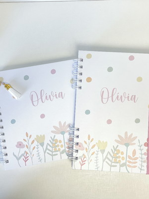 Kit livro do bebê + caderneta de saúde | bolinhas e jardim