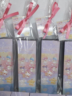 Domino personalizado hello kitty