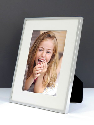 Porta retrato metal 10x15 prata moldura dupla paspatur