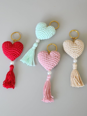 Chaveiro coração amigurumi crochê