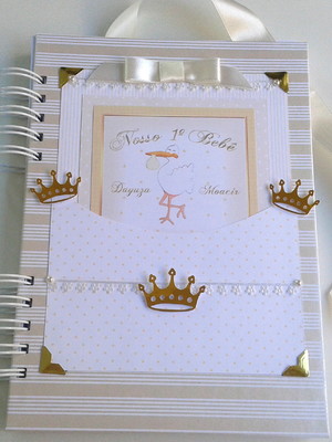 Diário de gravidez personalizado coroa