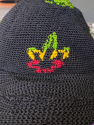 Boné dê crochê