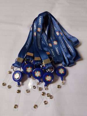 Cordão com porta crachá personalizados 25 unidades