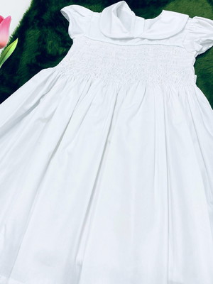 Vestido ponto smock- 4 anos= bordado a mão