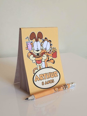 Kit bloquinho com mini lápis personalizado garfield