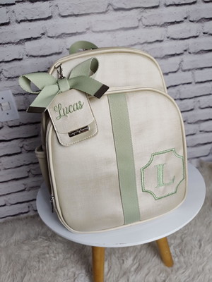 Mochila maternidade bege com verde claro