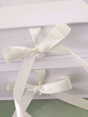 Caixa cartonada medida 30x30x10 cm personalização