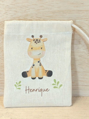 Saquinho cordão: 10x13cm girafa baby