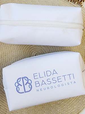 Necessaire box com logo