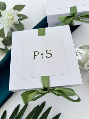 8 caixas para padrinhos casamento verde oliva 13x13x5