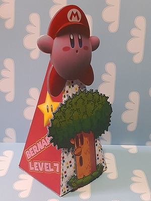 Caixa pirâmide kirby ( mario bross)