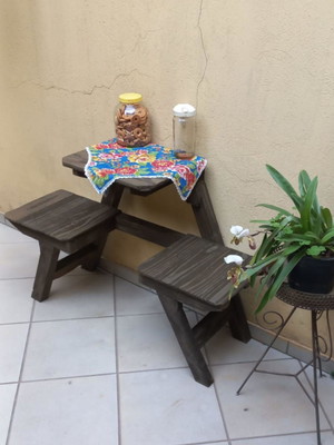 Mesa de madeira tipo picnic, 2 lugares 1,20 x 0,80