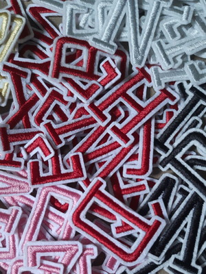 Patch termocolante 30 letras alfabeto 3 cm