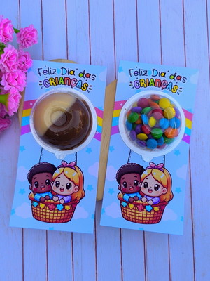 Card com chocolate( ducream) ou coloreti (confete chocolate)