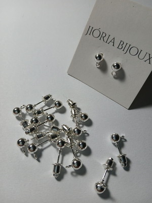 Base de brinco bolinha prateada com tarracha
