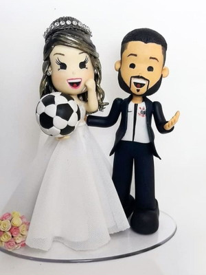 Noivinhos de biscuit personalizados futebol