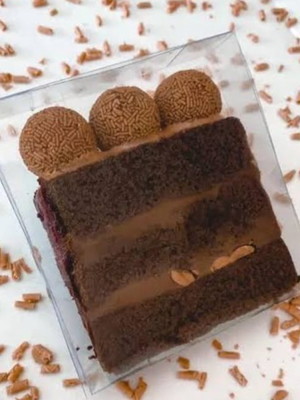 Slice cake