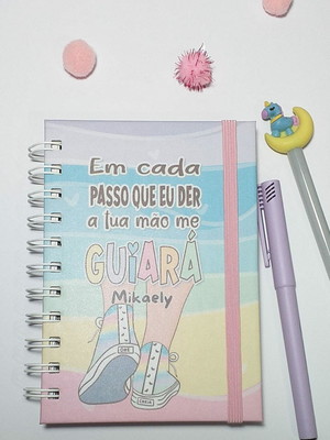 Agendinha a6 + 30 folhas coloridas lisa