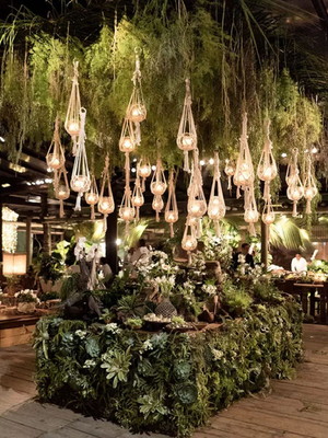 Locação macrame lua de cristal / suporte com vaso e velas