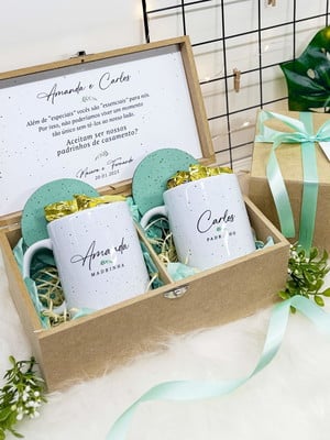 Convite padrinhos casamento kit 2 canecas e caixa completa