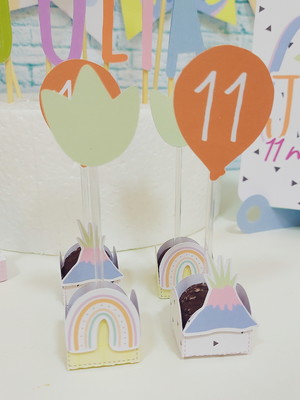 Forminha + topper dino baby minimalista