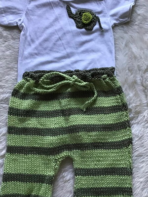 Body de malha com calça em tricô para 6/9 meses