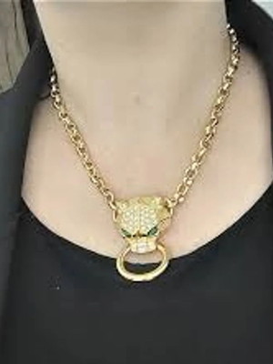 Colar com pingente tigre strass