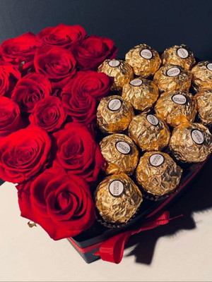 Caixa coração flores e ferreiro rocher