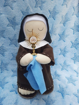 Santa clara em tecido e feltro