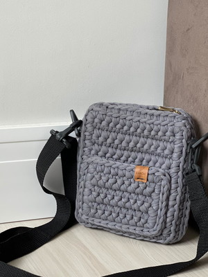 Shoulder bag