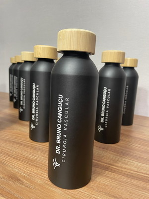 Garrafa térmica personalizada com a logomarca gravada laser