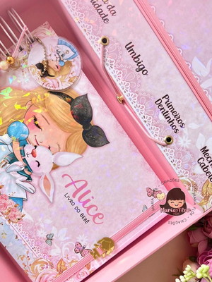 Kit livro do bebê, caderneta de vacina e caixa personalizada