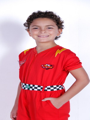 Macacão vermelho carro manga curta e bermuda 3-8 anos