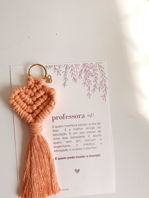 Dia do professor - chaveiro macramê