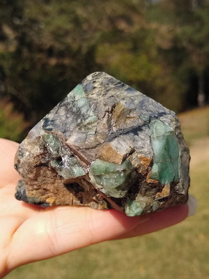 Ponta de esmeralda 242 g