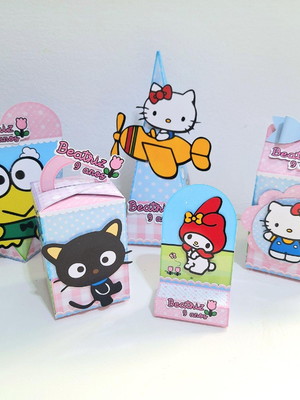 Kit hello kitty e amigos - 50 itens