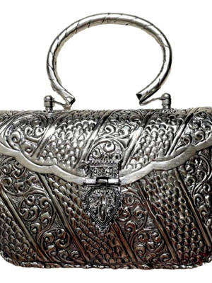 Clutch de festa bolsa indiana em metal prateado