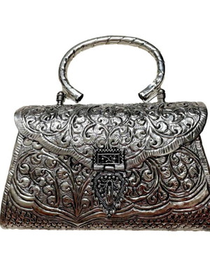 Clutch de festa bolsa indiana em metal prateado