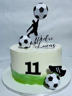 Topo de bolo 3d futebol goleiro camadas