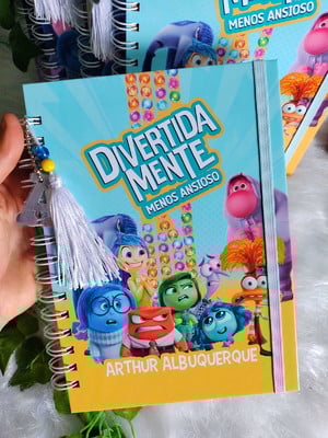 Diário terapêutico / emocional infantil divertidamente