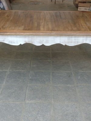 Locação de mesa rústica com pátina